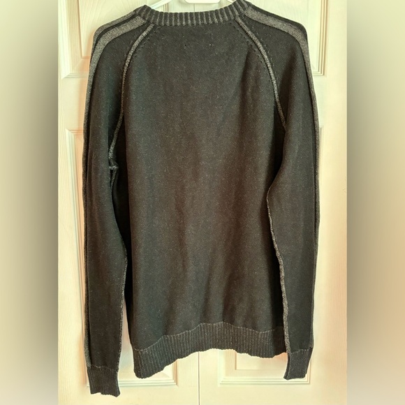 NWT mean’s sweater size L - Picture 2 of 4